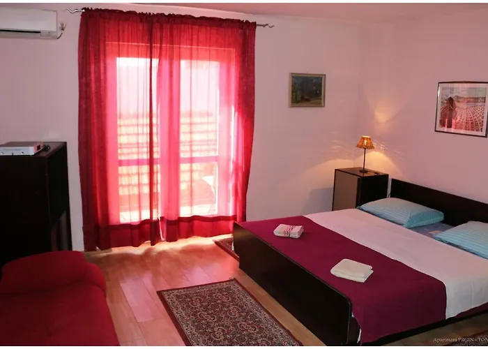 Apartments Lujo
