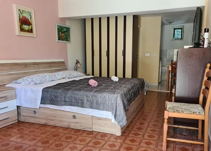 Apartments Lujo