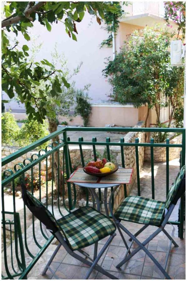 Lujo Apartment
